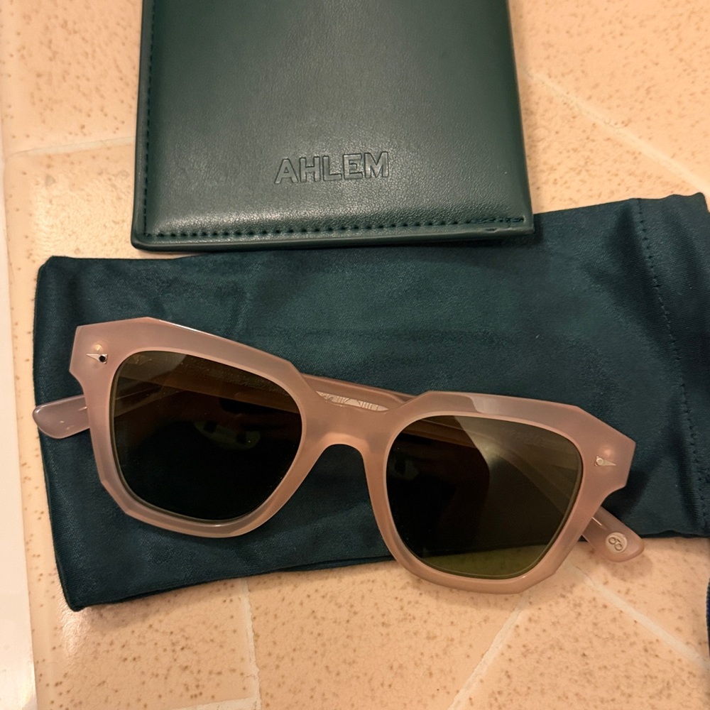 Ahlem Pink Sunglasses